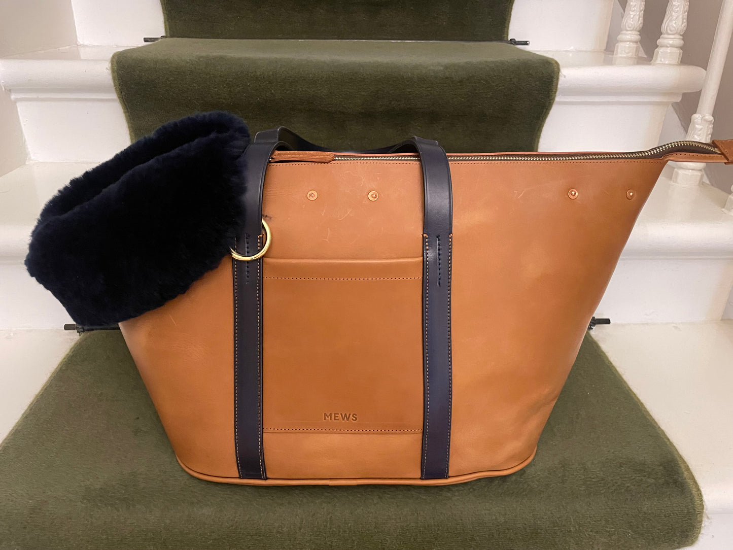 MEWS London Leather Dog Bag