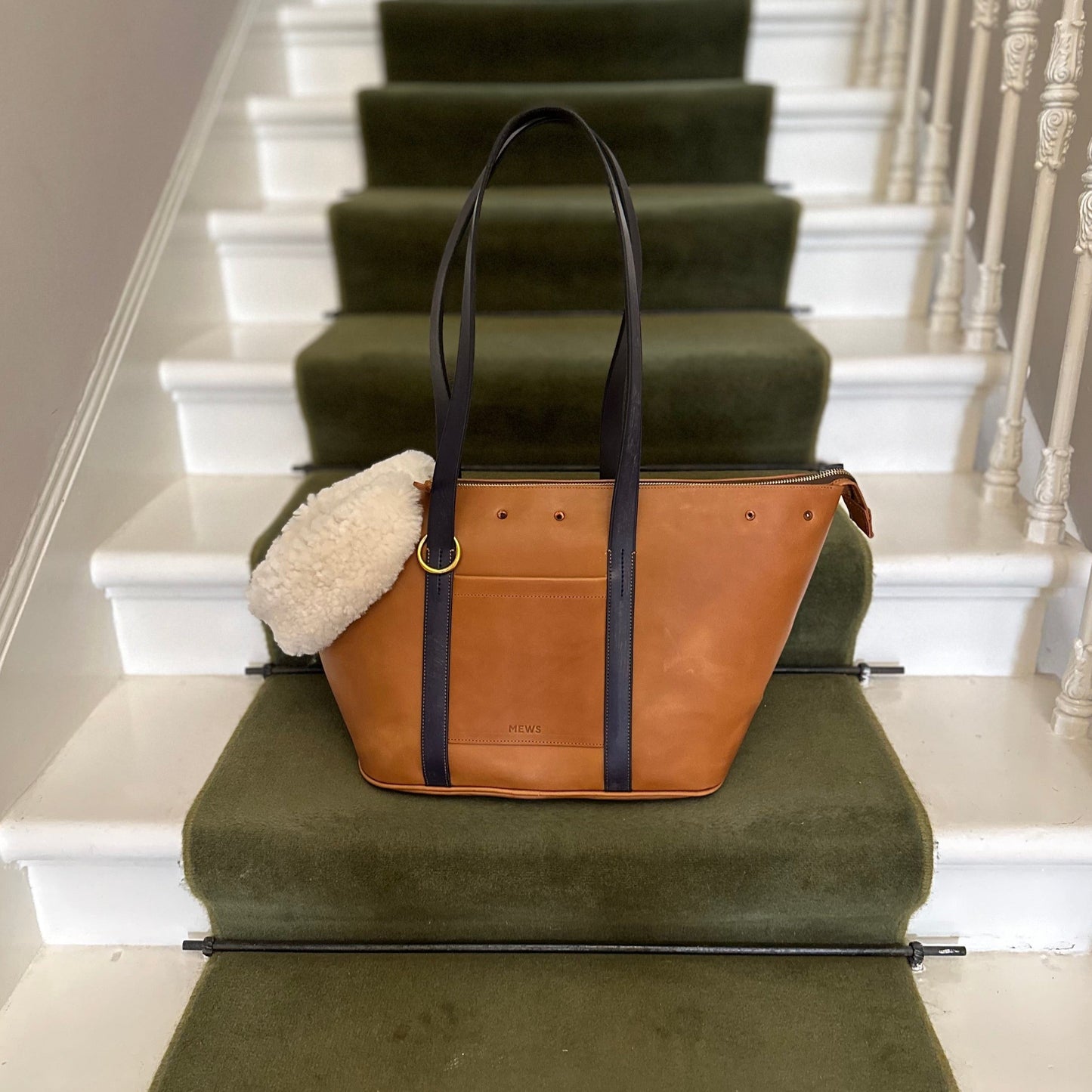 MEWS London Leather Dog Carrier