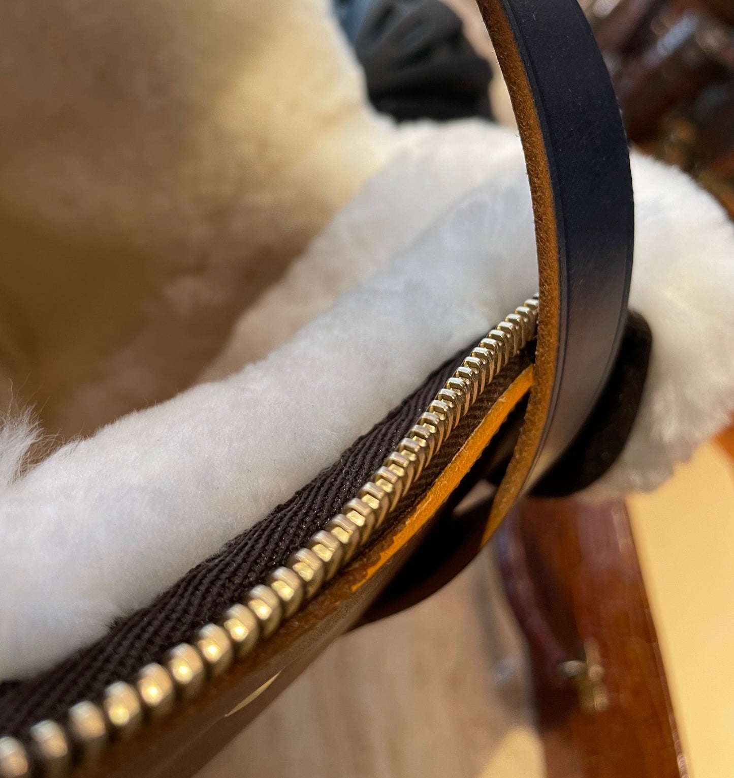 MEWS London Leather Dog Bag